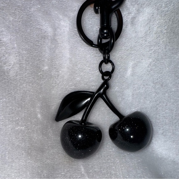 🍒Various Cherry Charms *Bag Not Included - Picture 3 of 15